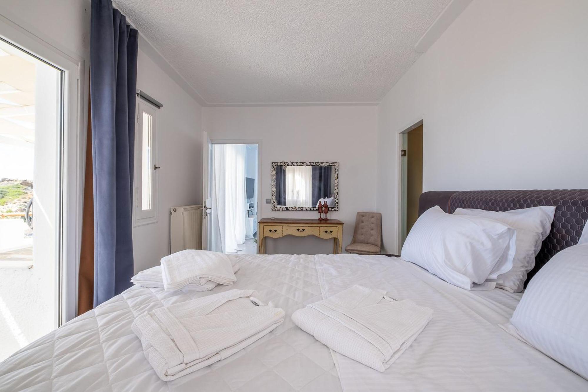 3 Paros All Season Villas Екстериор снимка